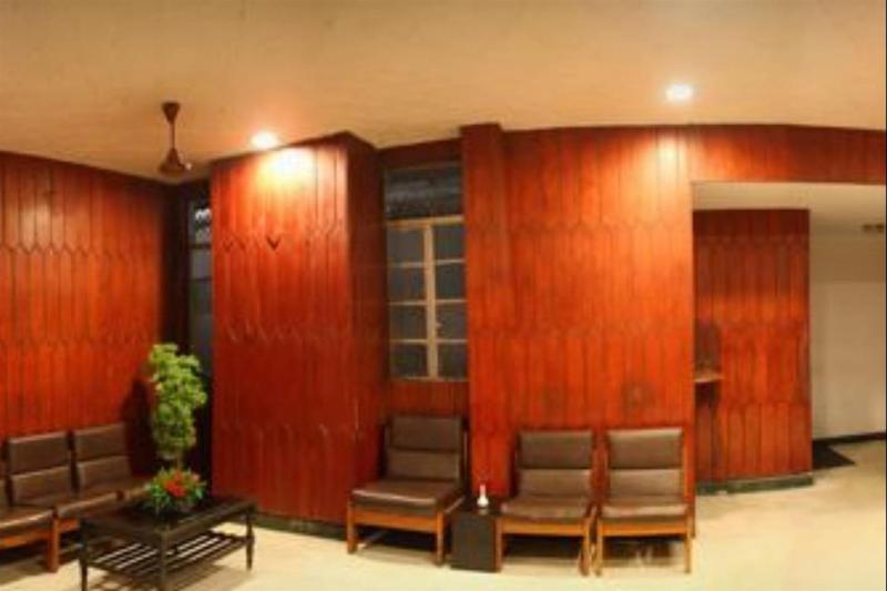 Hotel Ram International Пондичерри Экстерьер фото