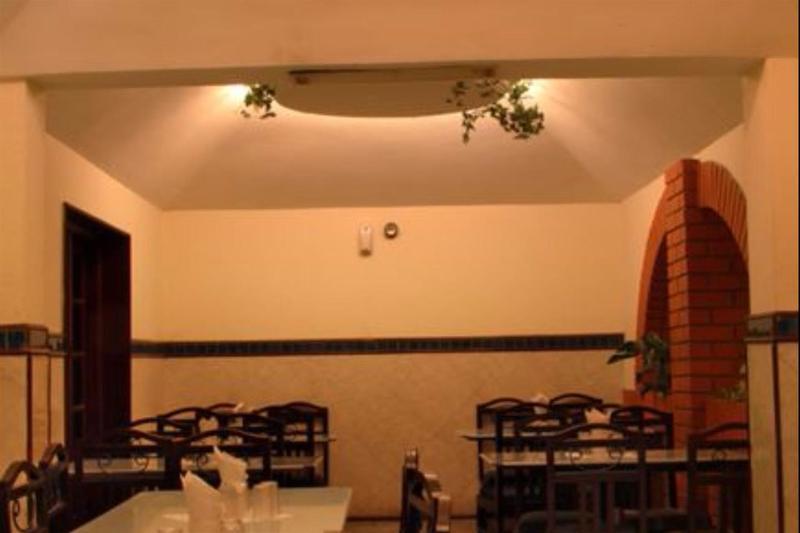 Hotel Ram International Пондичерри Экстерьер фото