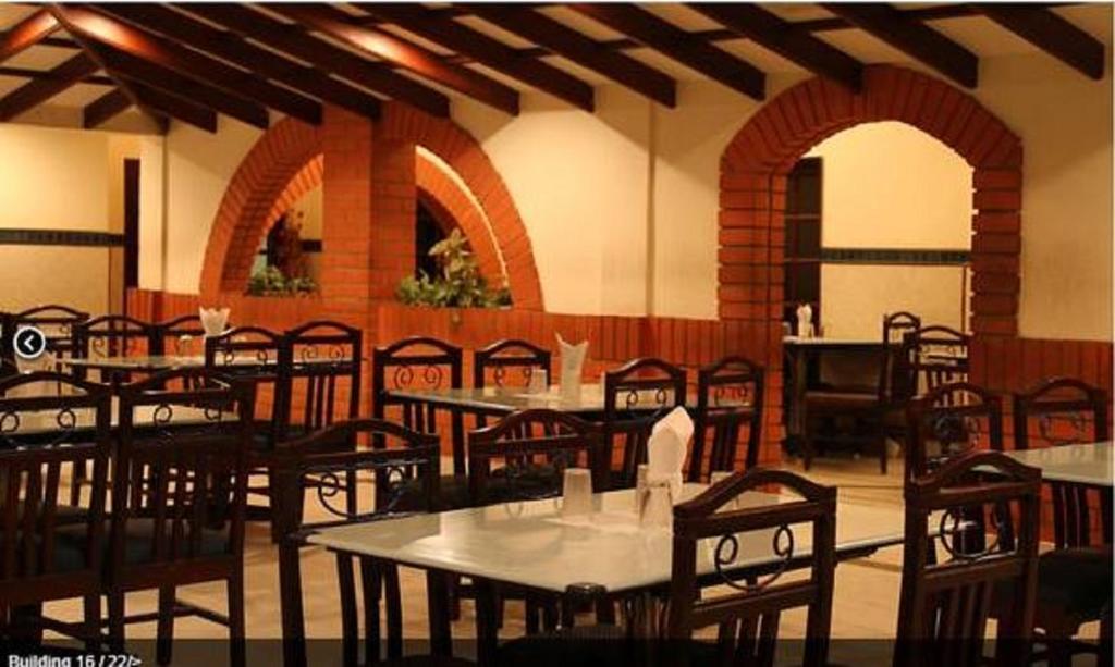 Hotel Ram International Пондичерри Экстерьер фото